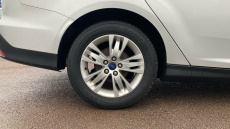 Ford Focus 1.6 125 Titanium Navigator 5dr Powershift Petrol Estate